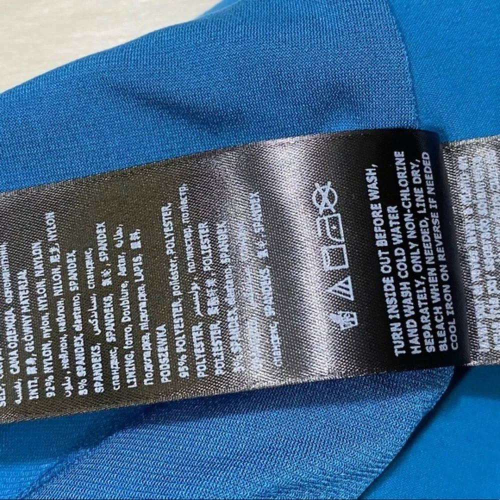 NWT Bebe Front Tie Blouse Cropped Stretch Top Sleeveless Festival Crop Tank Blue - Picture 9 of 9